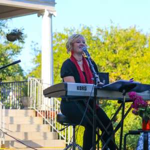 Photo 1 of Frank Phillips Home Music on the Lawn.